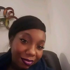 Meet your Posher, Candice